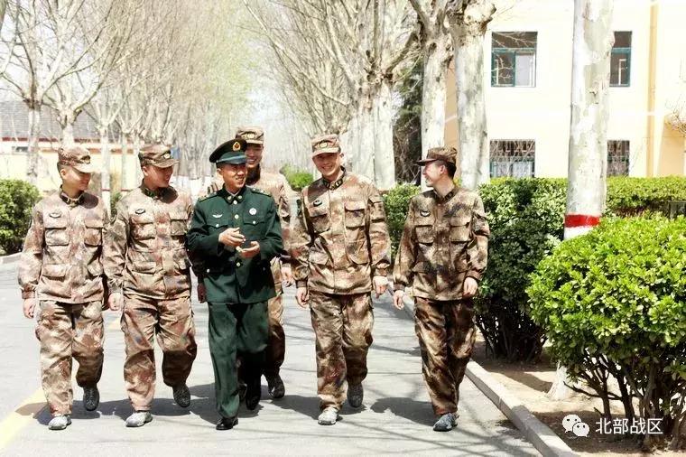 战略支援部队士官留任探析，机遇与挑战并存，战略支援部队士官留任，机遇与挑战并存探析