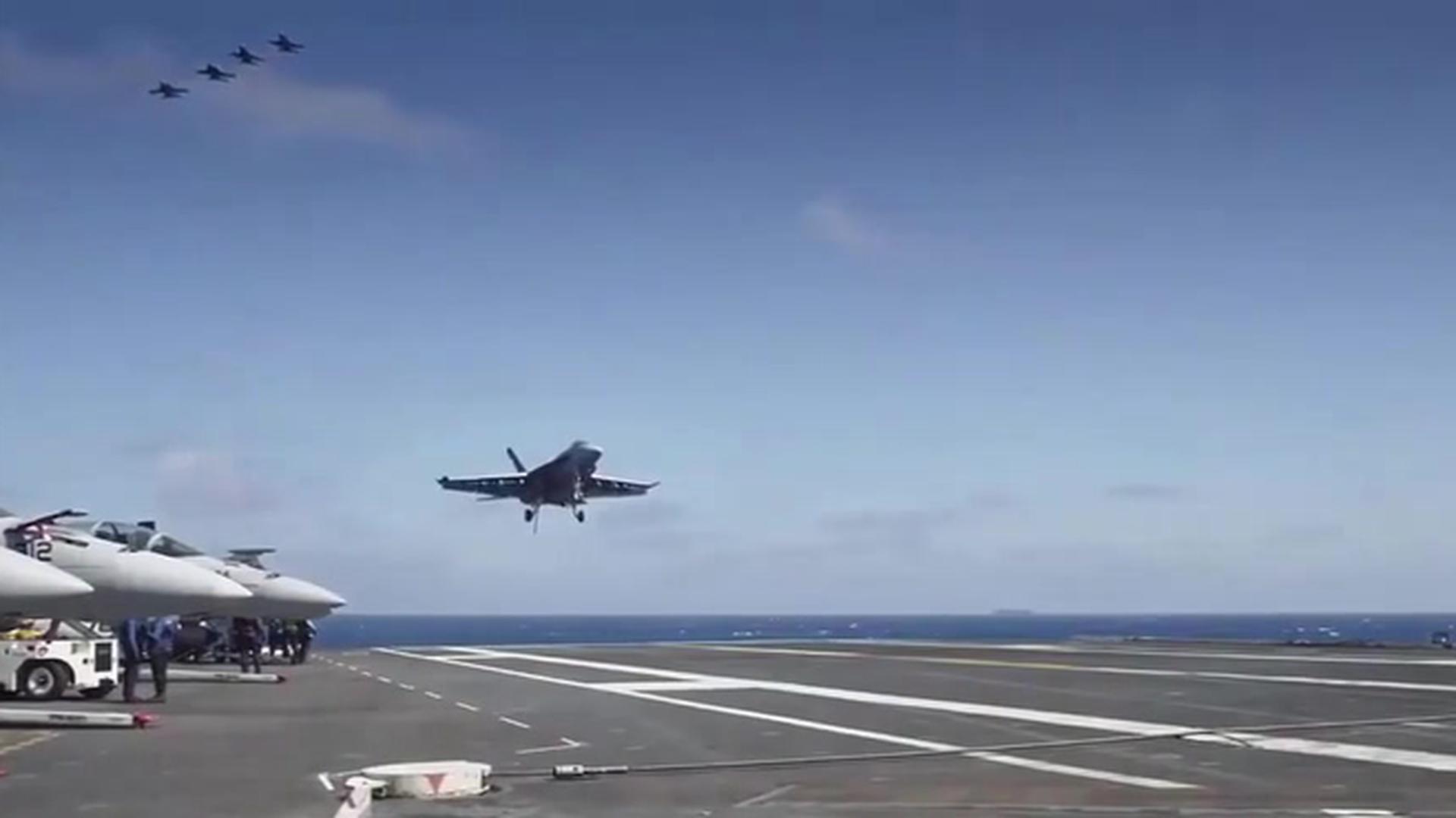 歼-16拦截外军飞机,展现空中力量的威严与担当,歼-16展现空中力量威严与担当,成功拦截外军飞机