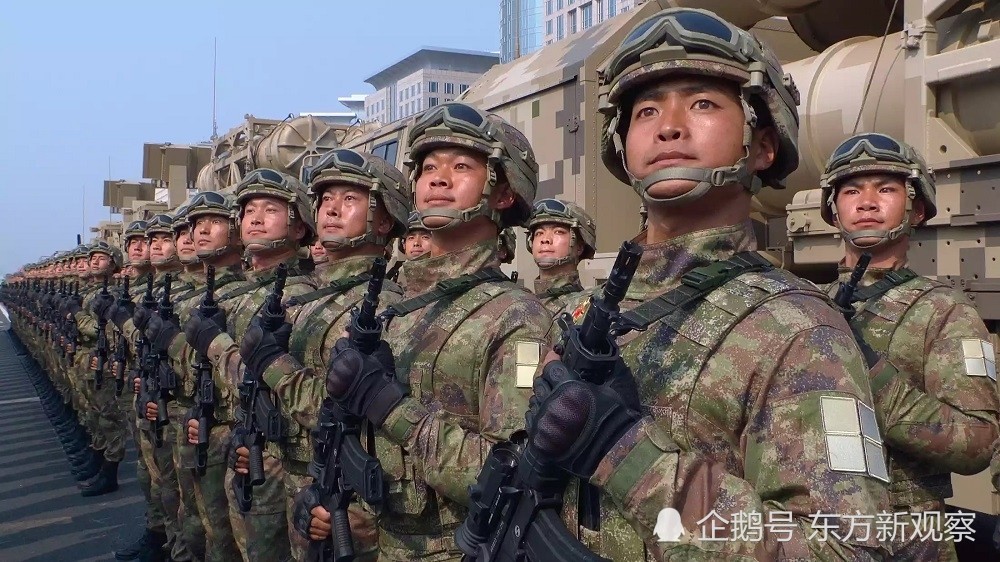 星空迷彩列装的魅力与意义,星空迷彩列装的魅力及其意义解析