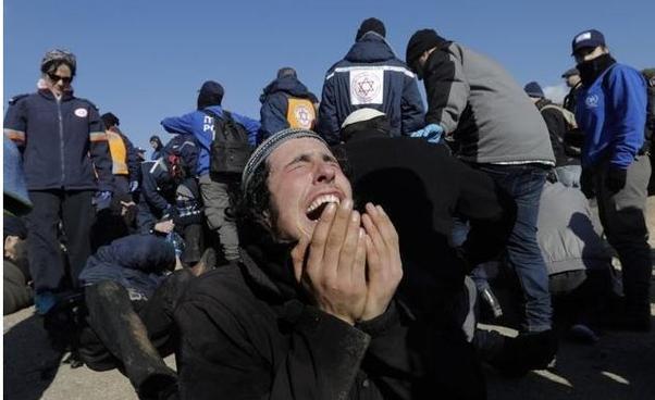 巴勒斯坦向以色列发射火箭弹，冲突背后的复杂问题，巴勒斯坦与以色列冲突升级，火箭弹背后的复杂问题