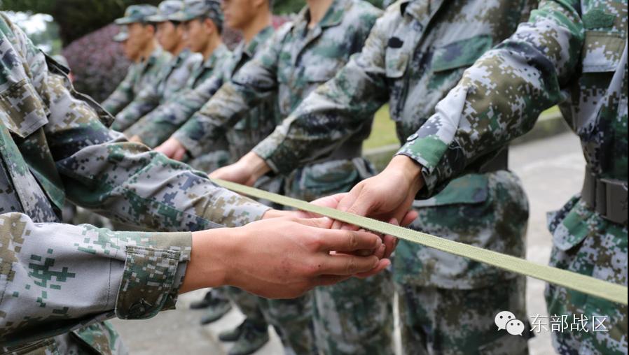 大学生当兵苦吗？女生的视角，女生视角下的大学当兵体验与挑战