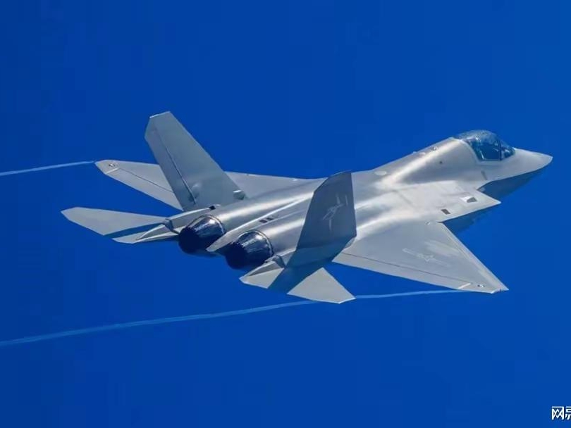 歼-35最帅的十张图片展示,歼-35最炫图片集锦,十张绝美瞬间展示