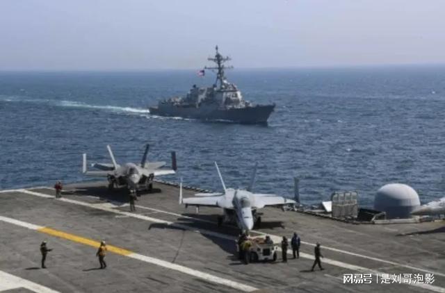 解放军台海军演