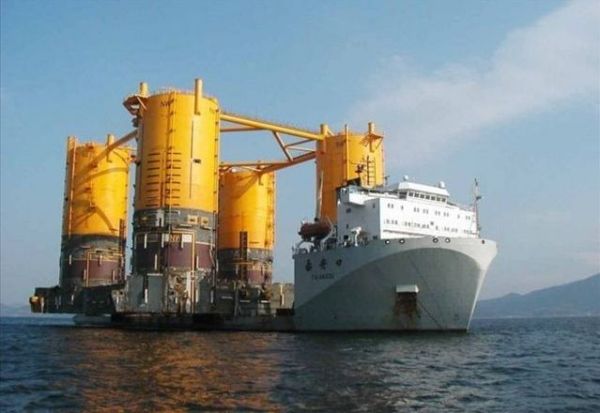 半潜船简笔画,探索与艺术的融合,半潜船简笔画,探索与艺术的交融之旅