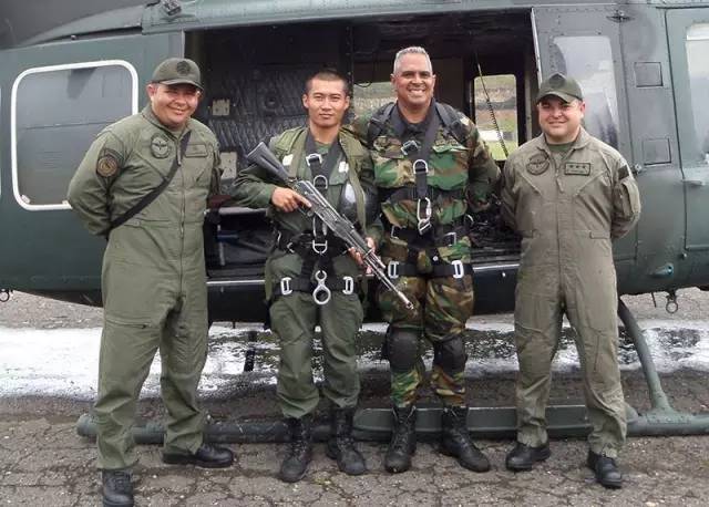 中国军人从猎人学校毕业,荣耀与担当,中国军人从猎人学校毕业,荣耀与担当的时刻