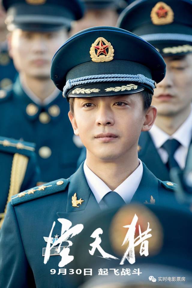 中国空军电影战斗视频,展现英勇无畏与高超技艺的视听盛宴,中国空军战斗电影,英勇无畏与技艺的视听盛宴