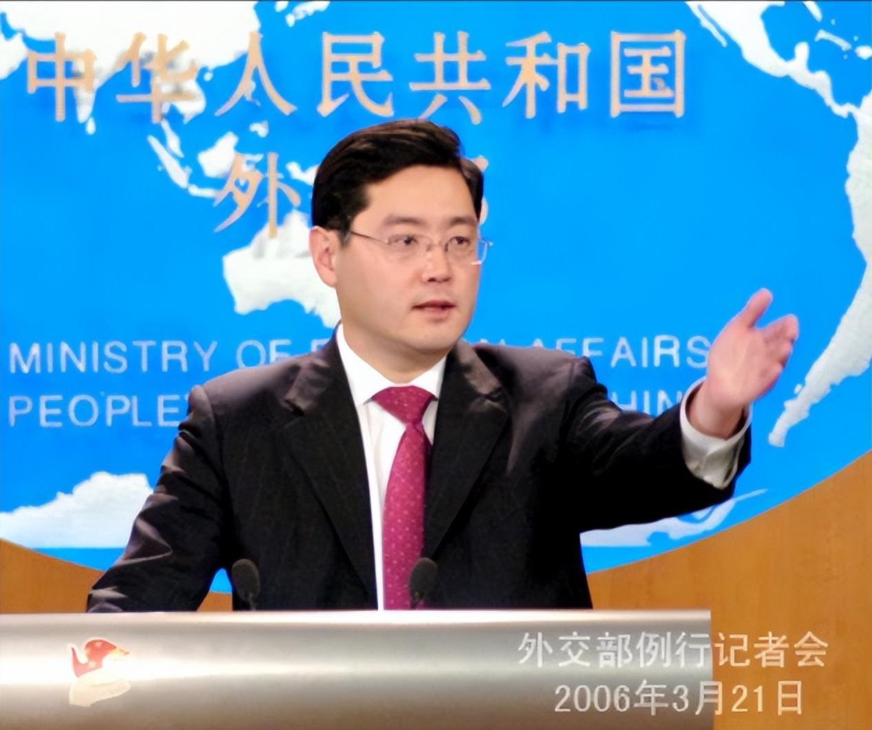 外交部部长与党委书记,引领外交新篇章,外交部部长与党委书记携手,开启外交新篇章