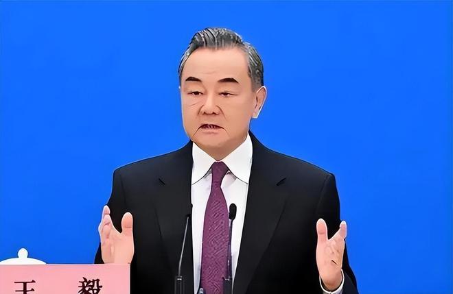 外交部部长与党委书记,引领外交新篇章,外交部部长与党委书记携手,开启外交新篇章
