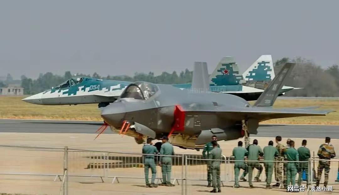 歼-16与F-35,空中力量的对比与前瞻,歼-16与F-35,空中力量对比及前瞻分析