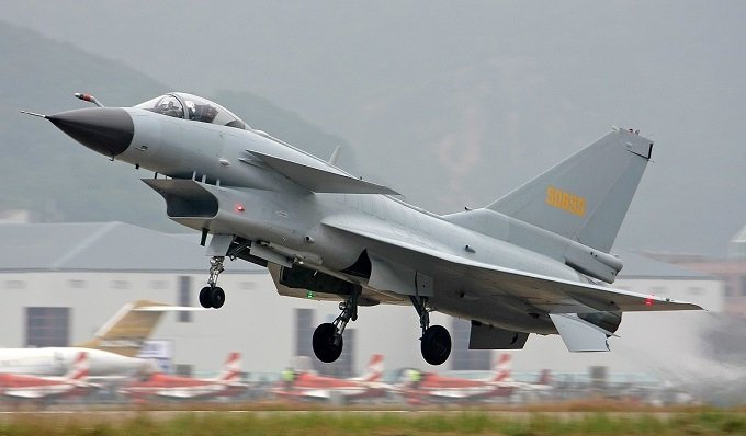 歼-10战斗机机体强度探究,歼-10战斗机机体强度深度解析