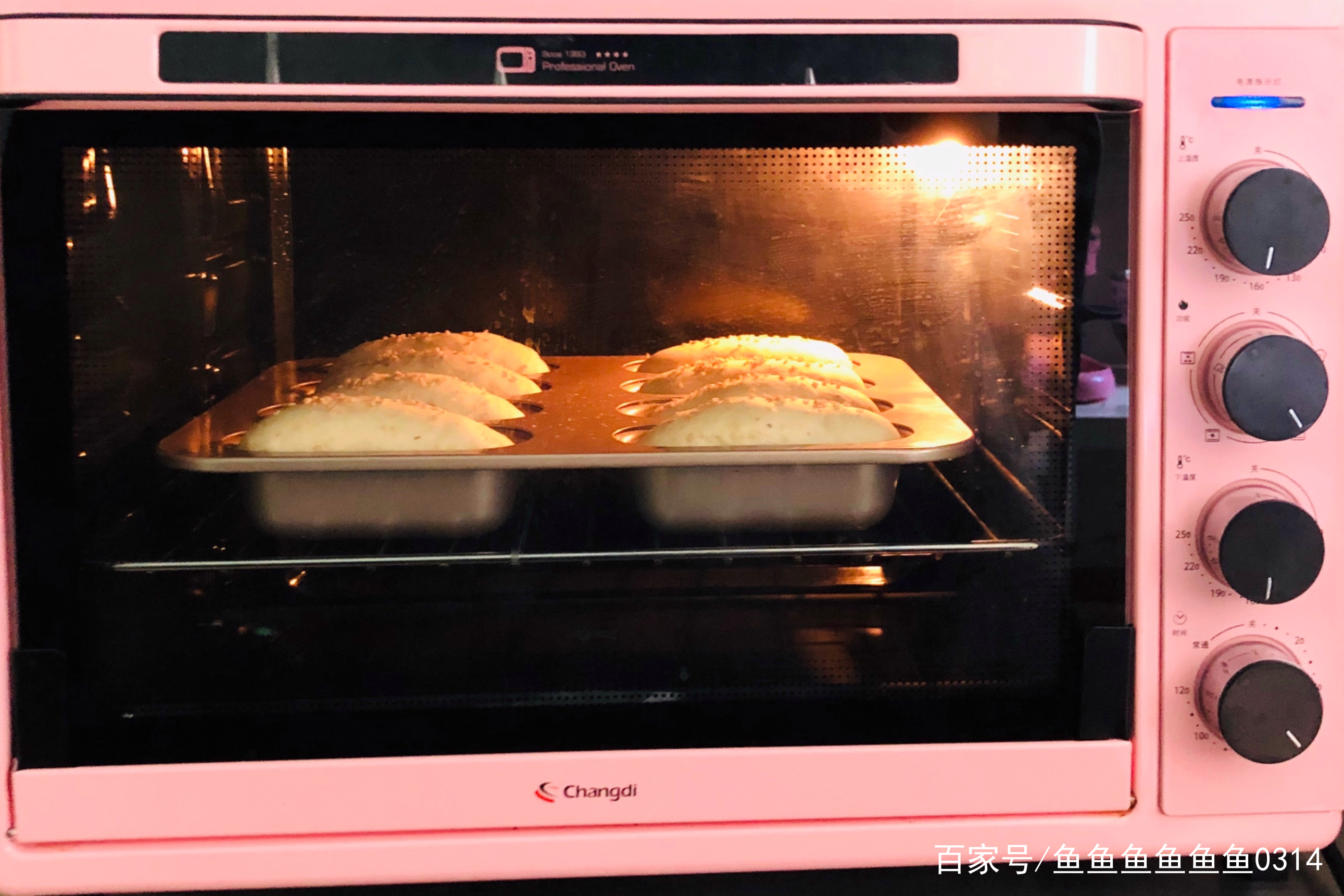 烤箱做面包的家庭做法,简单易学,家庭版烤箱面包制作,简单易懂的教学指南