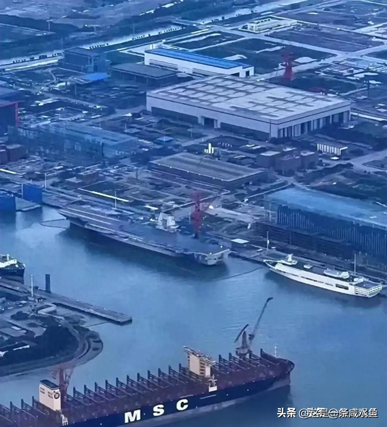 中国舰载预警机,探索与突破——走向未来的航空之眼(关键词,中国舰载预警机600),中国舰载预警机的探索与突破,走向未来的航空之眼(关键词)