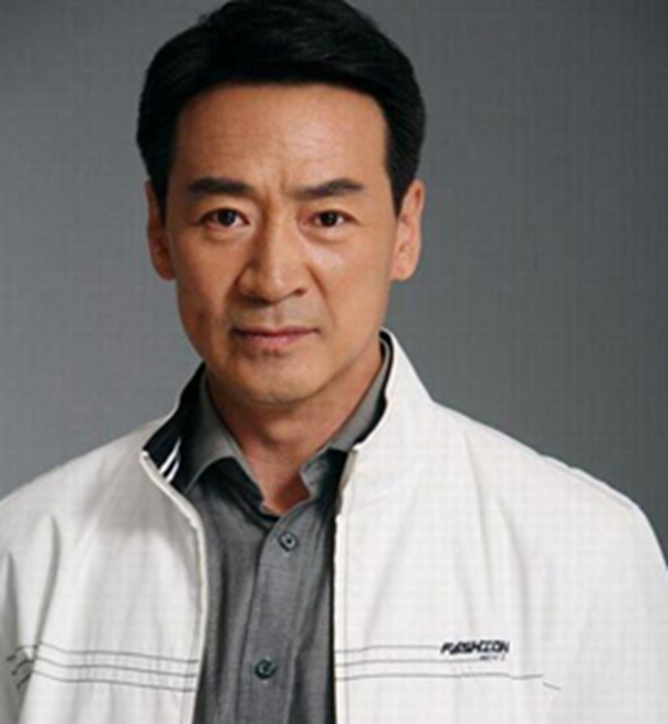 寇振海个人资料，一位才华横溢的演艺界佼佼者，寇振海，演艺界才华横溢的佼佼者个人资料大揭秘