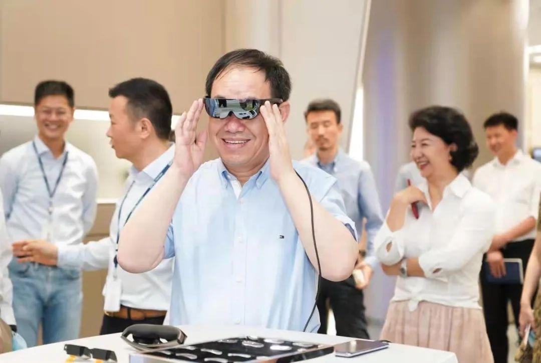 视源股份，探索科技创新之路，引领智能生态未来，视源股份，科技创新引领智能生态未来之路