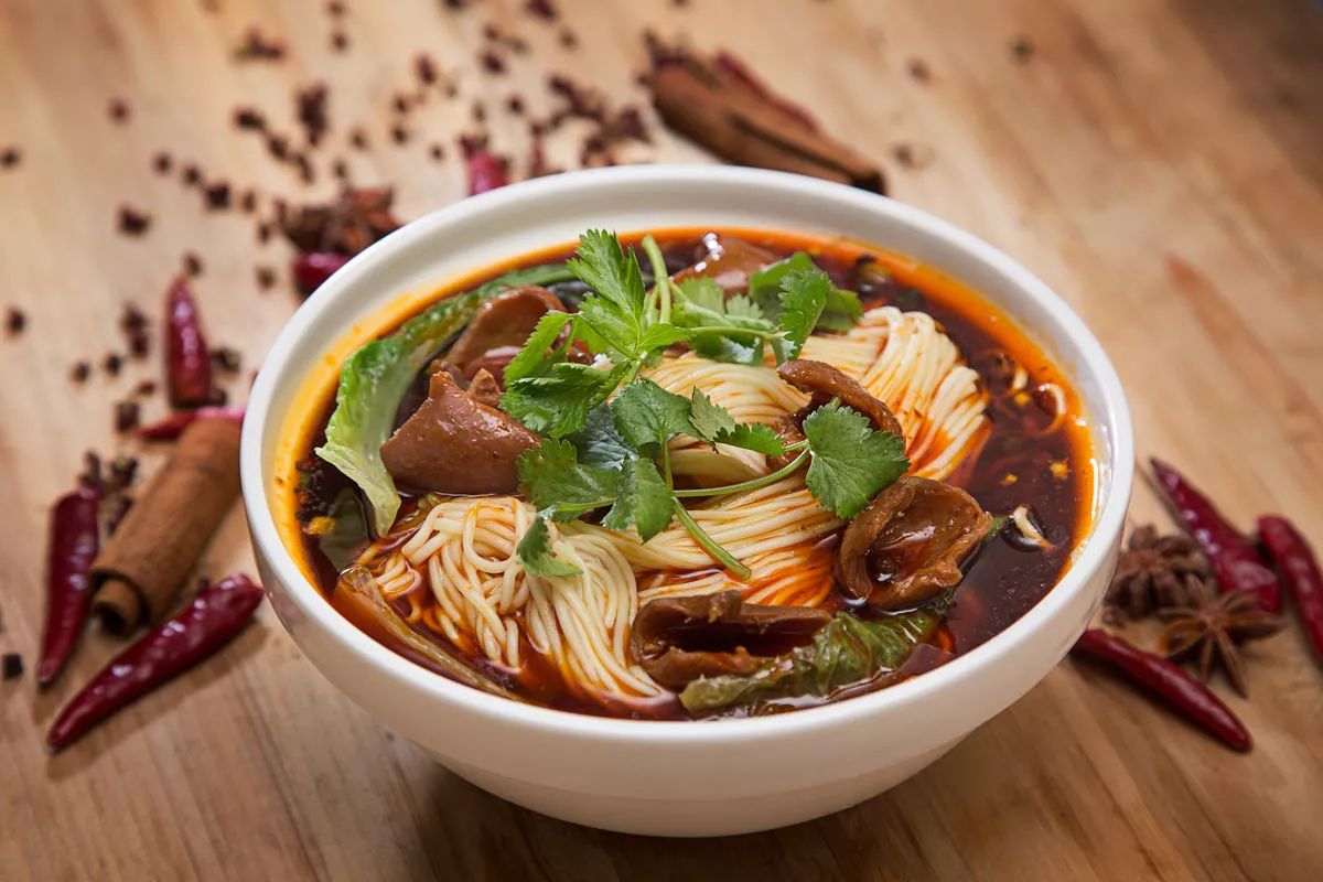 重庆小面,辣味中的独特魅力,重庆小面,辣味中的独特魅力