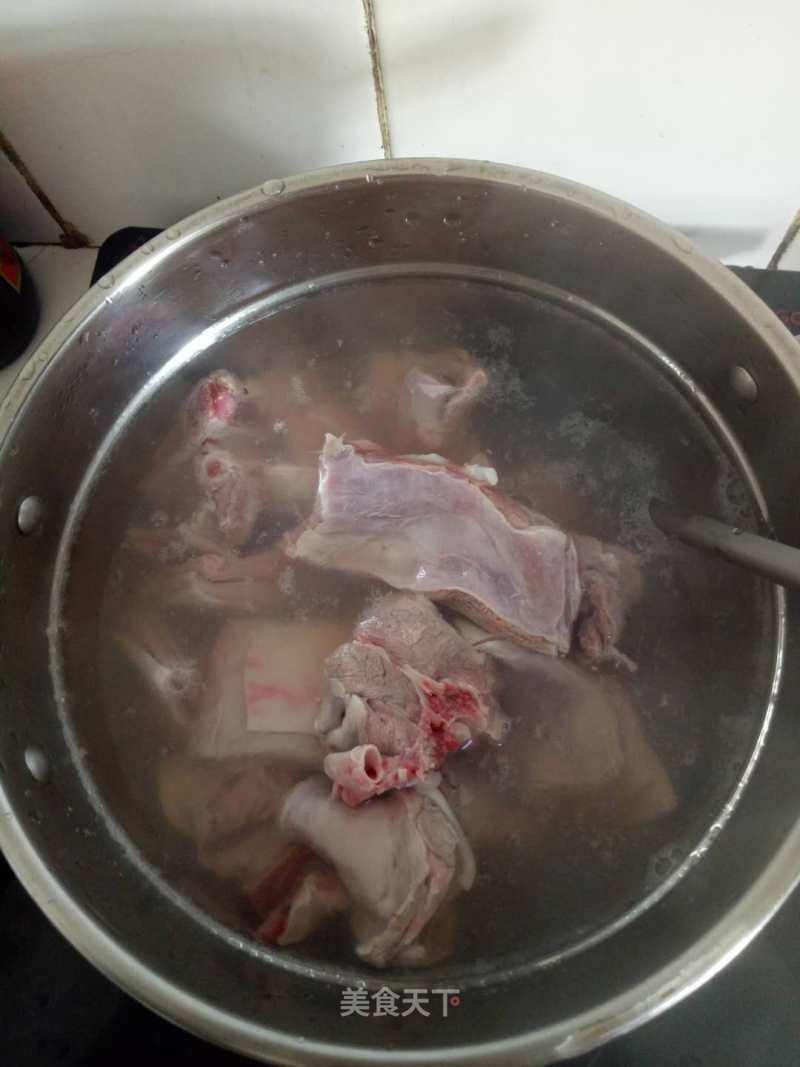 清炖羊肉的做法，传统美味与健康兼具，清炖羊肉，传统美味与健康共享的独特烹饪方法