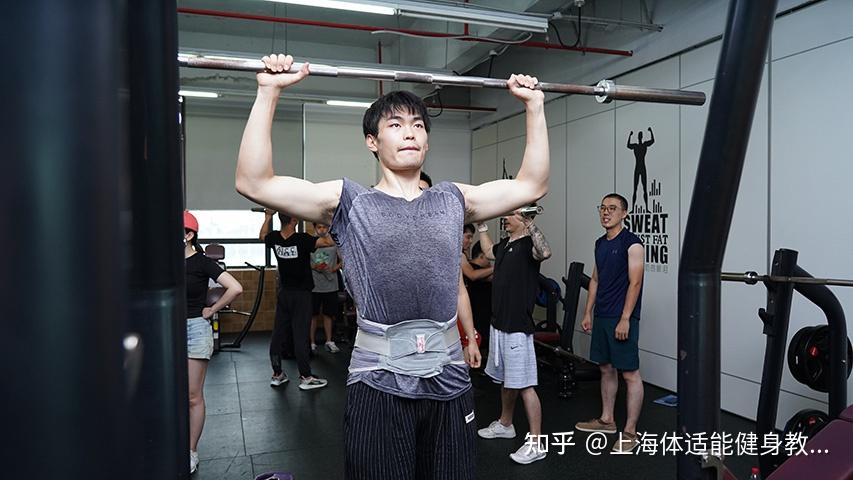 健身教练收入状况探究，健身教练收入状况深度解析