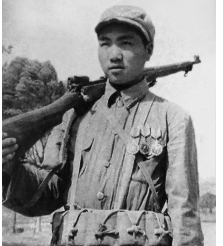 一级战斗英雄享受的待遇,荣誉与尊重的象征,一级战斗英雄的荣誉与待遇,尊重的象征