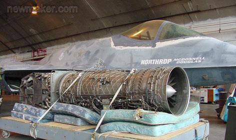 F15与苏27,两种顶尖战机的厉害之处,顶尖战机对决,F15与苏27的卓越性能解析