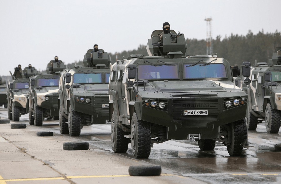 中国未来装甲车,引领装甲力量新纪元,中国装甲力量新纪元引领者,未来装甲车展望