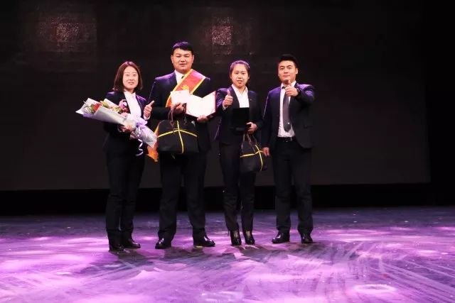 王中王一肖开奖中特，探索彩票背后的秘密，王中王一肖开奖揭秘，彩票背后的秘密探索