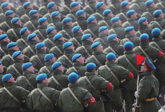 关于纪念反法西斯战争胜利15周年的阅兵仪式,纪念反法西斯战争胜利15周年阅兵仪式盛况回顾