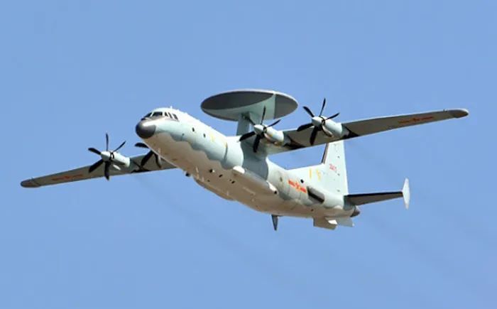 空警500与E-2D,空中预警机的优劣比较,空警500与E-2D预警机性能优劣比较