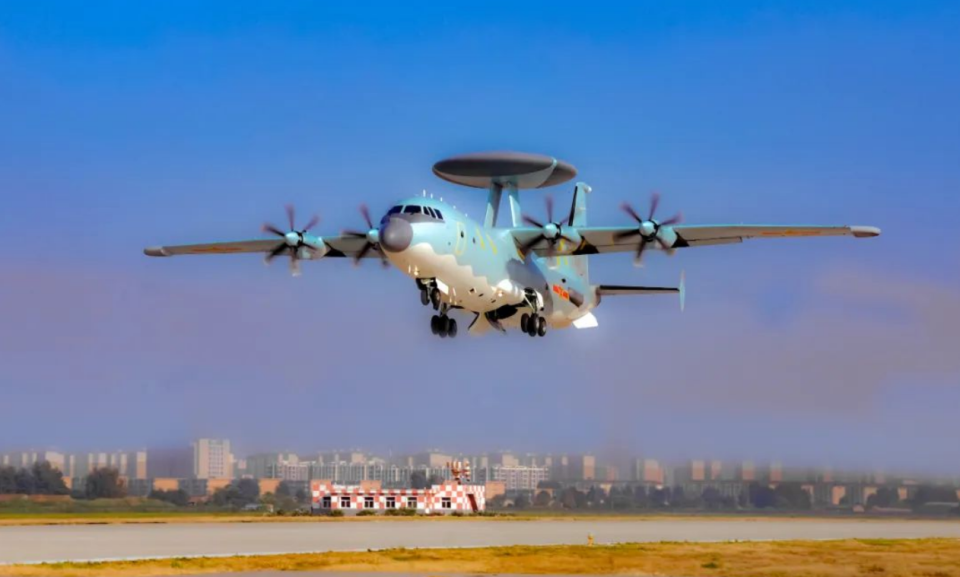 空警500与E-2D,空中预警机的优劣比较,空警500与E-2D预警机性能优劣比较