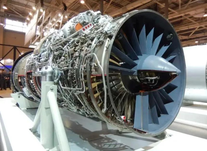 涡扇15推力达24吨，真相揭秘，涡扇15发动机推力揭秘，达到惊人的24吨！