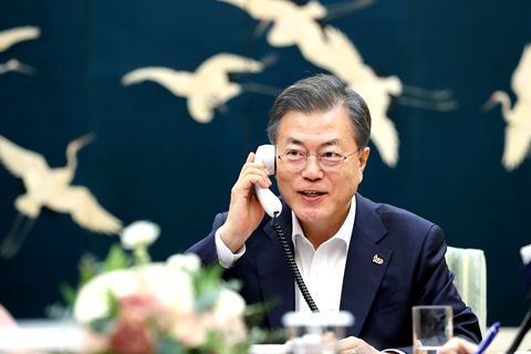 文在寅访问朝鲜，深化两国交流的新篇章，文在寅访朝，开启两国交流新篇章