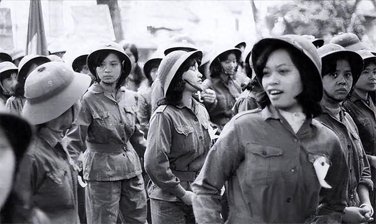 中国女兵在越南施熏，一段跨越国界的传奇故事，中国女兵在越南施熏，跨越国界的传奇友谊