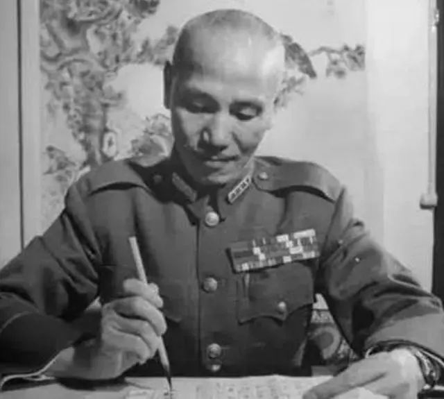 蒋介石不去台湾会怎么样的历史假设,蒋介石未赴台湾的历史假设与影响探讨