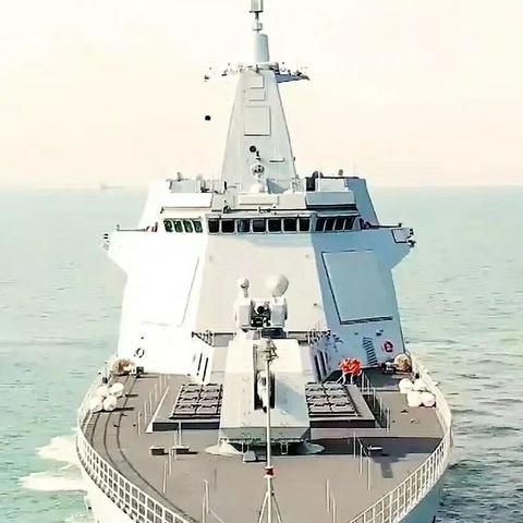 泉州舰，新一代055型导弹驱逐舰的荣耀与担当，泉州舰，新一代055型导弹驱逐舰的荣耀与担当之路
