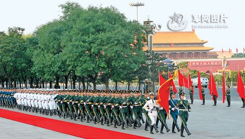 王恒强,三军仪仗队中的卓越身影——一位士兵的简历与荣耀,王恒强,三军仪仗队中的荣耀士兵的简历与辉煌