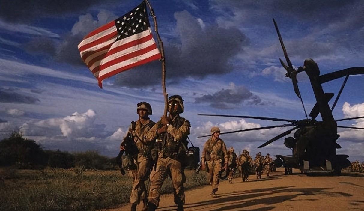 揭秘中国海军新型战舰——052D驱逐舰配置,揭秘中国海军新型战舰,052D驱逐舰配置详解