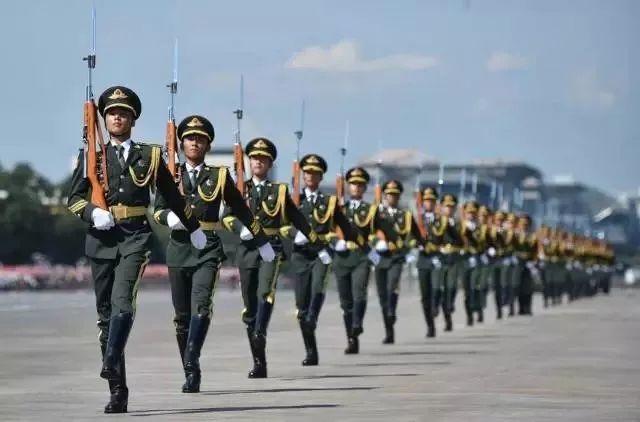 十一阅兵盛典，回顾与展望——直播回放完整版 2022年，2022年阅兵盛典回顾与展望，直播回放完整版