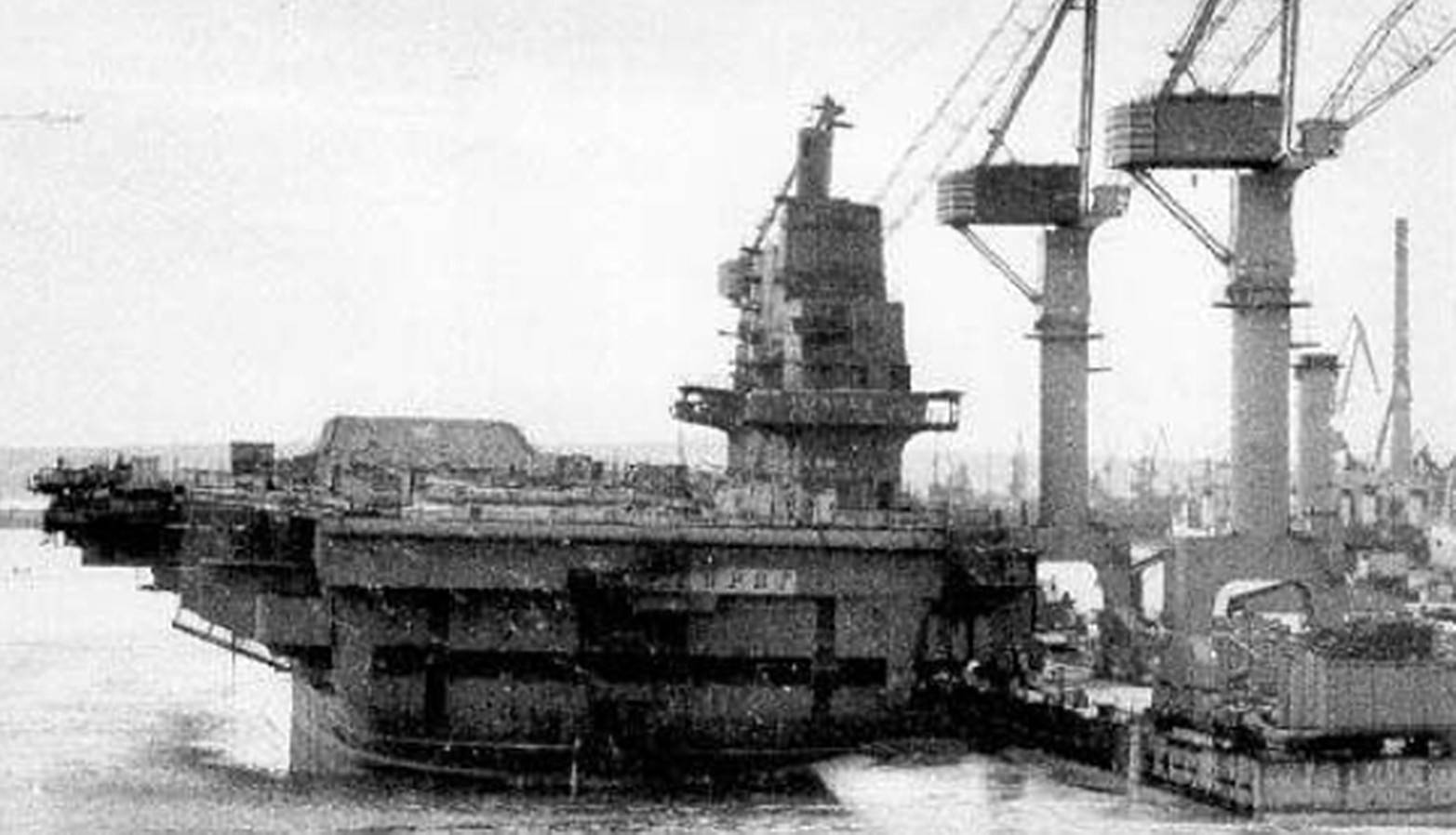 中国第一艘航母的传奇之旅,一段波澜壮阔的购买历程,中国首艘航母的传奇购买之旅,波澜壮阔的征程