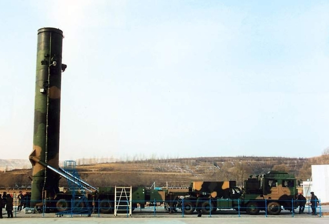 试射东风-41，中国战略导弹力量的新里程碑，中国战略导弹力量新里程碑，东风-41试射成功