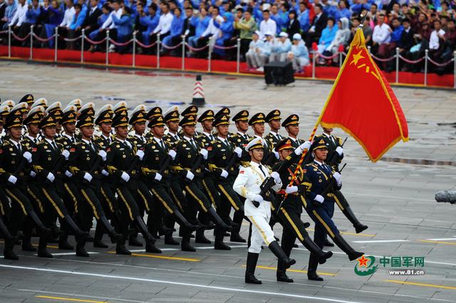 三军仪仗队图片动漫海报,荣耀与力量的展现,三军仪仗队图片动漫海报,荣耀与力量的辉煌展现