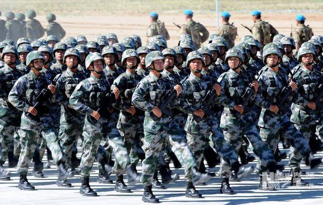 陆军第六十五集团军,荣耀与担当的象征,陆军第六十五集团军,荣耀与担当的战旗飘扬