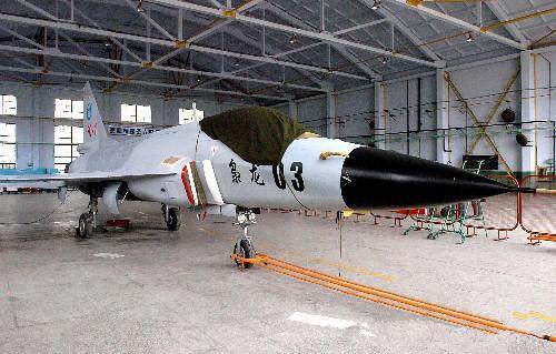 中国为何未选择装备枭龙战机,多维度考量与战略选择,中国未选择装备枭龙战机背后的多维度考量与战略选择