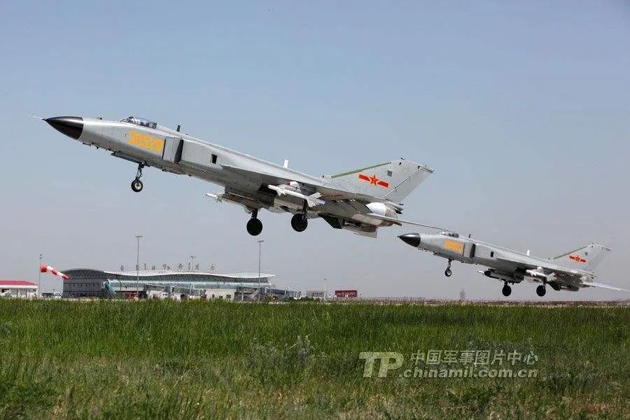 歼-8战斗机参数详解,歼-8战斗机性能参数全面解析