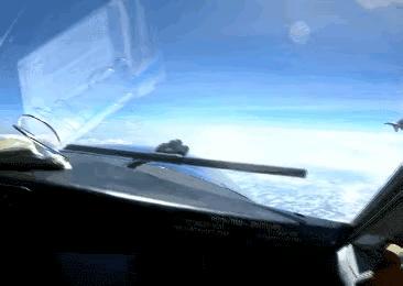 我国最强战机歼-16,空中力量的璀璨明珠,我国空中力量璀璨明珠,歼-16战机展现超强实力