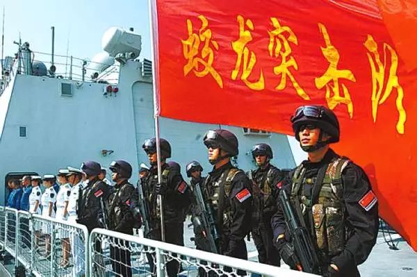 蛟龙突击队中的英勇战士——胡豪威，蛟龙突击队中的英雄战士胡豪威的英勇事迹