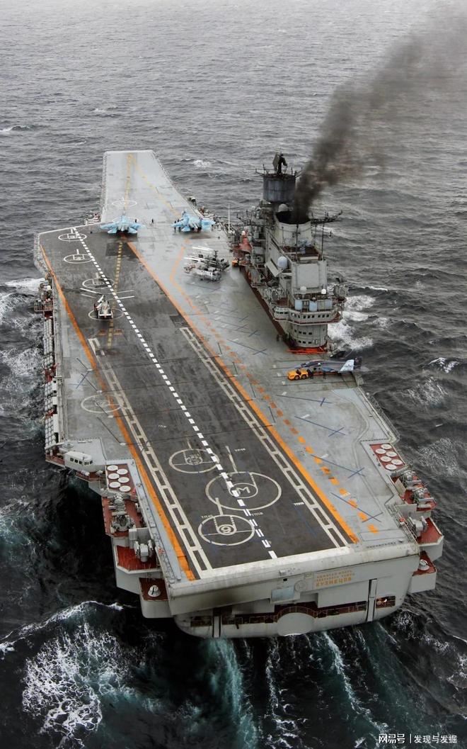 俄唯一航母遭遇危机,严峻挑战下的挑战与应对,俄唯一航母遭遇危机,挑战与应对策略