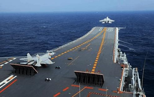 辽宁舰下水，中国海军新时代的里程碑，辽宁舰下水，中国海军新时代的起点