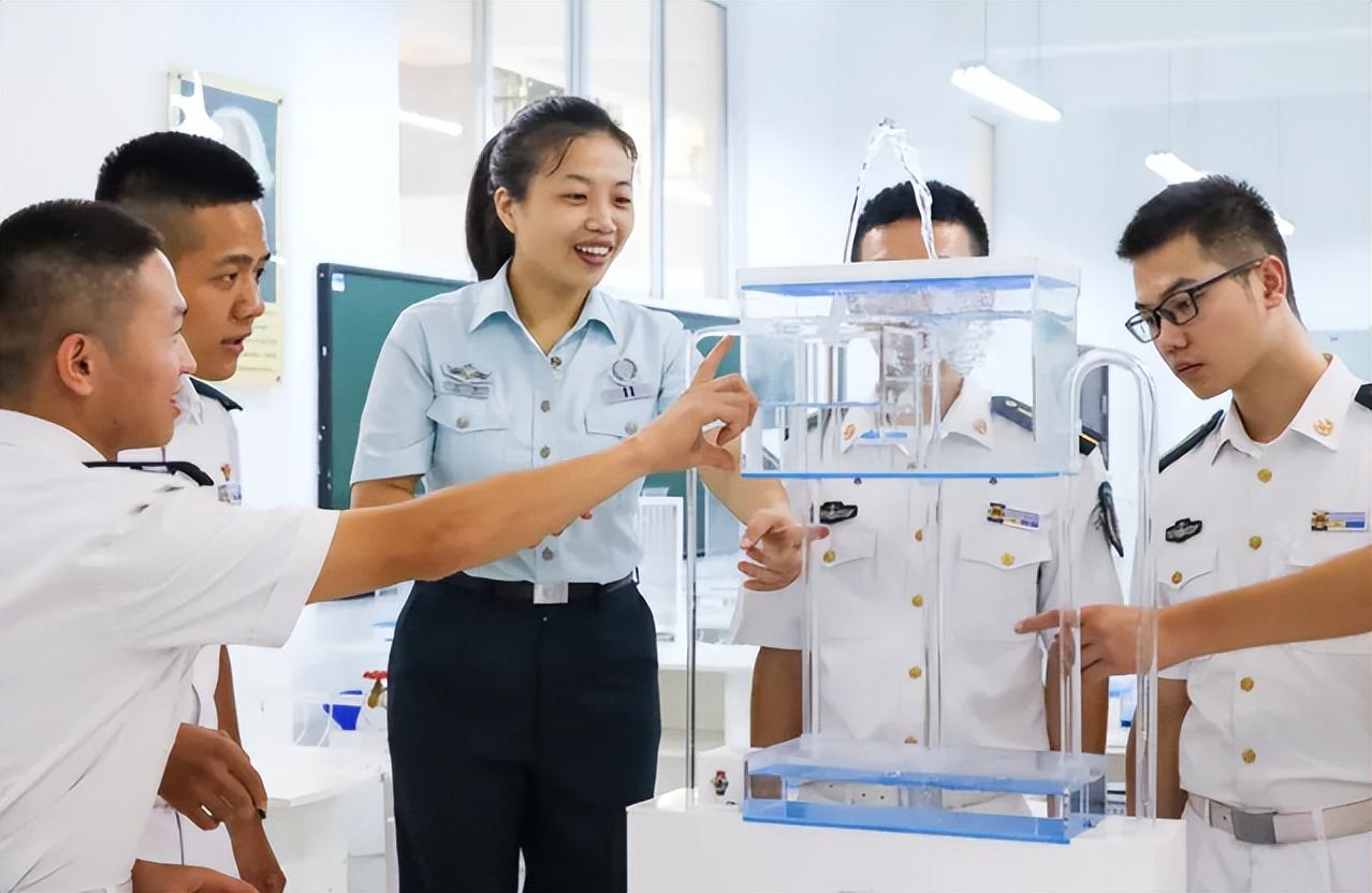 想当海军需要什么条件,海军招募条件及要求,你想成为海军吗?