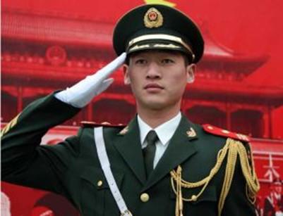 三军仪仗队张自轩