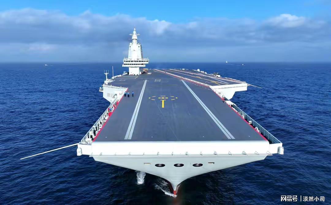 歼-35登舰,揭秘福建舰航母战斗力新篇章,揭秘歼-35登舰,福建舰航母战斗力新篇章开启