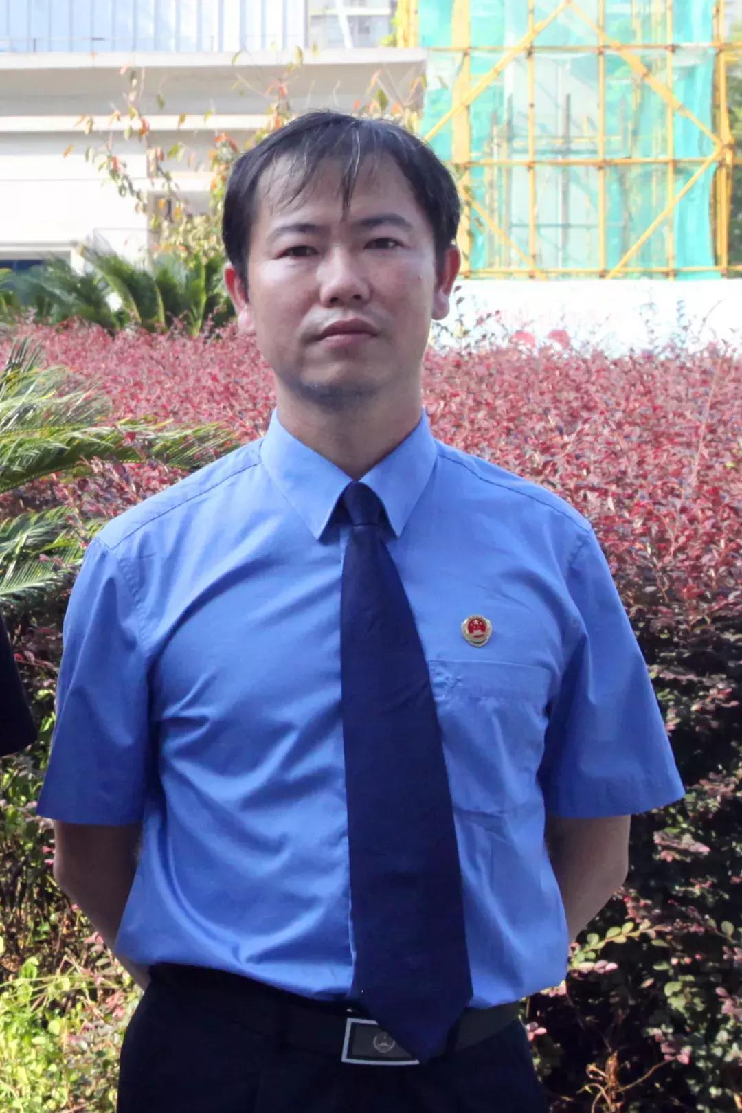 八一勋章工资多少，解读军人荣誉与待遇，八一勋章获得者待遇揭秘，军人荣誉与工资待遇详解